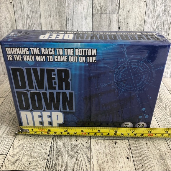 Tops Games - Diver Down Deep 2-4 Players Ocean Sea Diving  Simulation Card Game - Picture 8 of 11